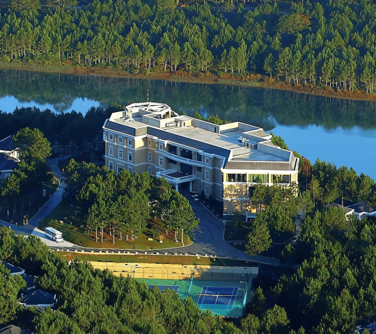 Dalat Edensee Lake Resort & Spa