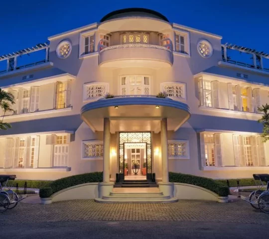 Azerai La Residence Hue