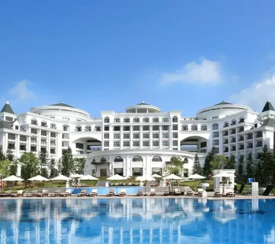 Khách sạn nghỉ dưỡng Vinpearl HaLong Bay